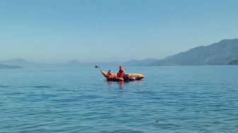 Cari Pemuda Tenggelam di Danau Toba, Tim Penyelam Turun Tangan