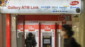 Pengenaan Tarif di ATM Link Ditunda, Ini Alasannya