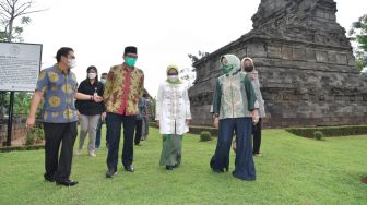 Kembangkan Desa Wisata, Gus Menteri Kunjungi Candi Rimbi di Jombang