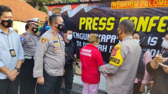 Dua Cewek BO Disergap di Surabaya Ismi, Mucikari Ngandang di Polres Cilegon