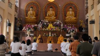 Cara Umat Buddha Merayakan Waisak di Beberapa Negara Selain Indonesia