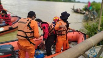 Berharap Cuaca Normal, Basarnas Banten Lanjutkan Cari Pelajar Terseret Ombak