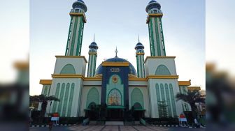 Masjid Agung Al-Barkah Bekasi Akan Gelar Salat Gerhana dengan Prokes Ketat