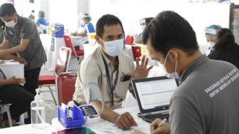 Sukseskan Vaksinasi Gotong Royong, 2.000 Karyawan OT Group Divaksinasi