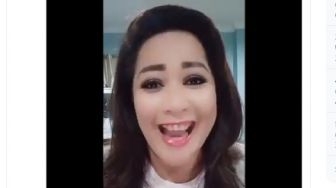 Artis vs Politisi, Ayah Ayu Ting Ting Disemprot Dewi Tanjung: Jangan Takabur dan Jemawa!