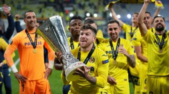 Antar Villarreal Juara, Alberto Moreno Olok-olok Manchester United