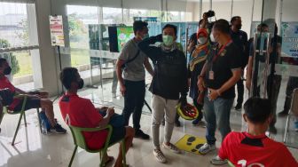 Persiapan Ikut Liga 2, Pemain Persis Solo Divaksin