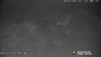 Respons Viral-nya Cahaya Misterius di Gunung Merapi, BPPTKG Beri Imbauan Ini