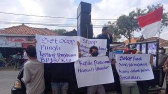 Banyak Pungutan, Masyarakat Jagapura Grudug Puskesmas Jagapura