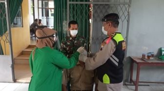 Kasus Covid-19 Naik, Warga Satu Dusun di Magelang Jalani Rapid Test