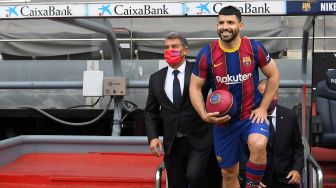 Kabar Baik Buat Barcelona, Dembele dan Aguero Sudah Gabung Latihan