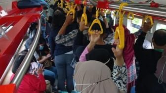 Beredar Foto Kerumunan di KRL Jogja-Solo, Begini Penjelasan Pihak KCI