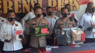 Mabuk Tuak, Duda Tua di Tuban 4 Kali Rogol Anak Sendiri