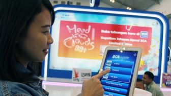 LENGKAP Cara Tarik Tunai BCA Tanpa Kartu ATM, Harus Ingat PIN BCA Mobile, Nomor Telepon dan 6 Digit Kode Transaksi