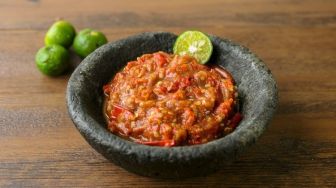 Pedas Mantap! Macam-Macam Sambal Khas Nusantara yang Wajib Dicoba, Lengkap dengan Resepnya