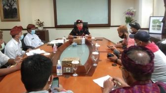 1080 CPNS, Bupati Dana: Jangan Percaya Oknum Bisa Bantu Loloskan CPNS