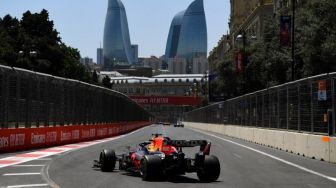 Hasil FP1 F1 GP Azerbaijan: Duet Ferrari Bayangi Verstappen