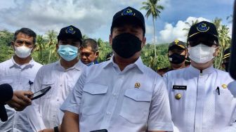 Menteri KKP Janji Bangun Pabrik Pakan Ikan di Pasaman