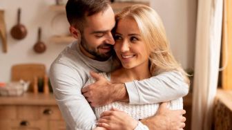 5 Tanda kalau Pasanganmu adalah Sosok Belahan Jiwa, Kamu Beruntung!
