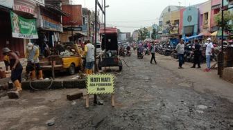 Jalan Pasar Rangkasbitung Dibeton, Pemerintah Sentil Pedagang Ikan Basah