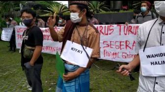 “Kiai Banten” Diikat Lehernya di KPK, Ada Apa?