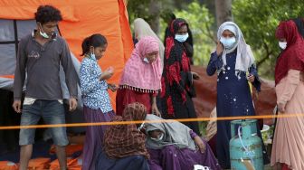 Nasib Pengungsi Asing di Indonesia: Mereka Bilang Vaksin Hanya untuk WNI