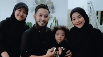 Sudah Melahirkan, Istri Uki eks NOAH Ungkap Kondisi Anaknya