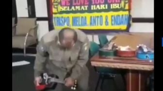 Satpol PP Pontianak Diprotes Hancurkan Ukulele Pengamen, Begini Penjelasannya