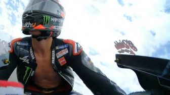 Belajar Safety dari MotoGP: Ritsleting Race Suit Fabio Quartararo Terbuka, Airbag Lepas