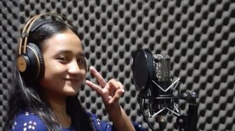 Jangan Lupa Lur! Aurel Dewanda Juara Bintang Suara Rilis Single Perdana Hari Ini
