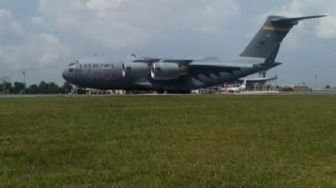 Pesawat Angkut Amerika Tiba di Pekanbaru, Dukung Latihan Manuver Udara