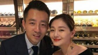 Barbie Hsu Umumkan Gugat Cerai Wang Xiaofei, Ini Alasannya