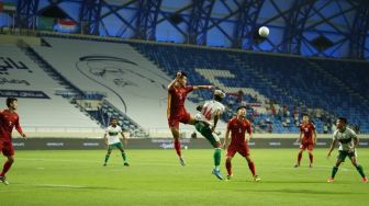 Bek Persebaya Akui Pemain Timnas Indonesia Hilang Fokus ketika Menghadapi Vietnam