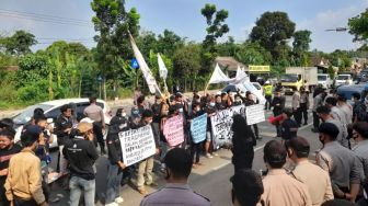 Geruduk Kantor Kejati Banten, Hamas Desak Selesaikan Korupsi Banten