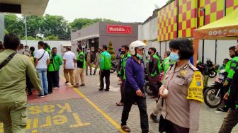BTS Meal McDonald's di Medan Picu Kerumunan, Camat: Kalau Tak Bisa Dibilangi Disegel!