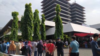 Kerumunan di Kantor Gubernur Jawa Tengah, Politisi Gerindra Sebut Pemprov Jateng Tak Siap