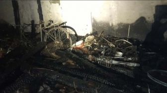 Rumah Kakek Daliman Terbakar Hebat, Hanguskan Motor dan 4 Sepeda