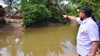 Viral Anak SD Naik Keranjang Gantung Demi Sekolah, Ini Kata Bupati Kampar