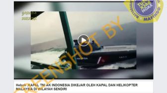 CEK FAKTA: Benarkah Kapal TNI Dikejar Kapal dan Helikopter Malaysia di Wilayah Sendiri?