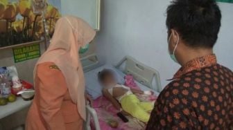 Stres Mau Diceraikan Istri, Bapak Ajak Anak Perempuan Bakar Diri!