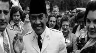 Jokowi Tegaskan Sejarah Kepahlawanan Soekarno, Guntur Soekarnoputra: Soekarno Bukan Komunis, Dia Nasionalis Sejati!