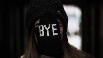 Jangan Galau Lihat Mantan Pacar Menikah, 7 Tips Ini Biar Kamu Move on!