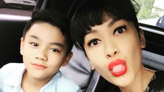 9 Foto Nathan Kreleger, Keponakan Julia Perez yang Kian Rupawan saat Remaja