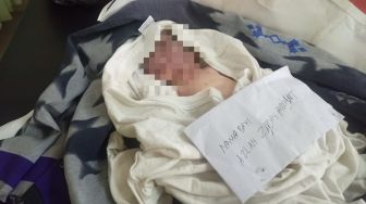 Geger! Mayat Bayi Terbungkus Plastik Ditemukan di Tong Sampah Jakarta Timur