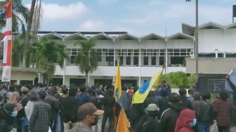 Bupati Jember Didemo Mahasiswa, Serukan Tolak Izin Tambang