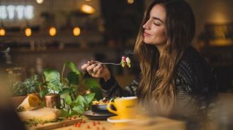 Tes Kepribadiaan: Kenali Seseorang Lewat Kebiasaan Makannya