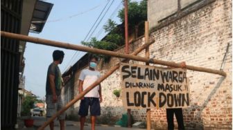 Gara-gara Rentenir, Satu Kampung di Bandung Di-Lockdown