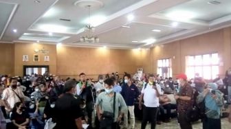 PPDB Sumut Bermasalah, Orangtua Siswa Geruduk Disdik