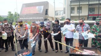 Barang Bukti Senilai Rp5,8 Miliar Dimusnahkan di Tangerang Selatan