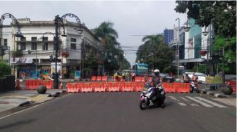 Warga Kota Bandung Boleh Lewati Jalan yang Ditutup dengan Syarat Ini